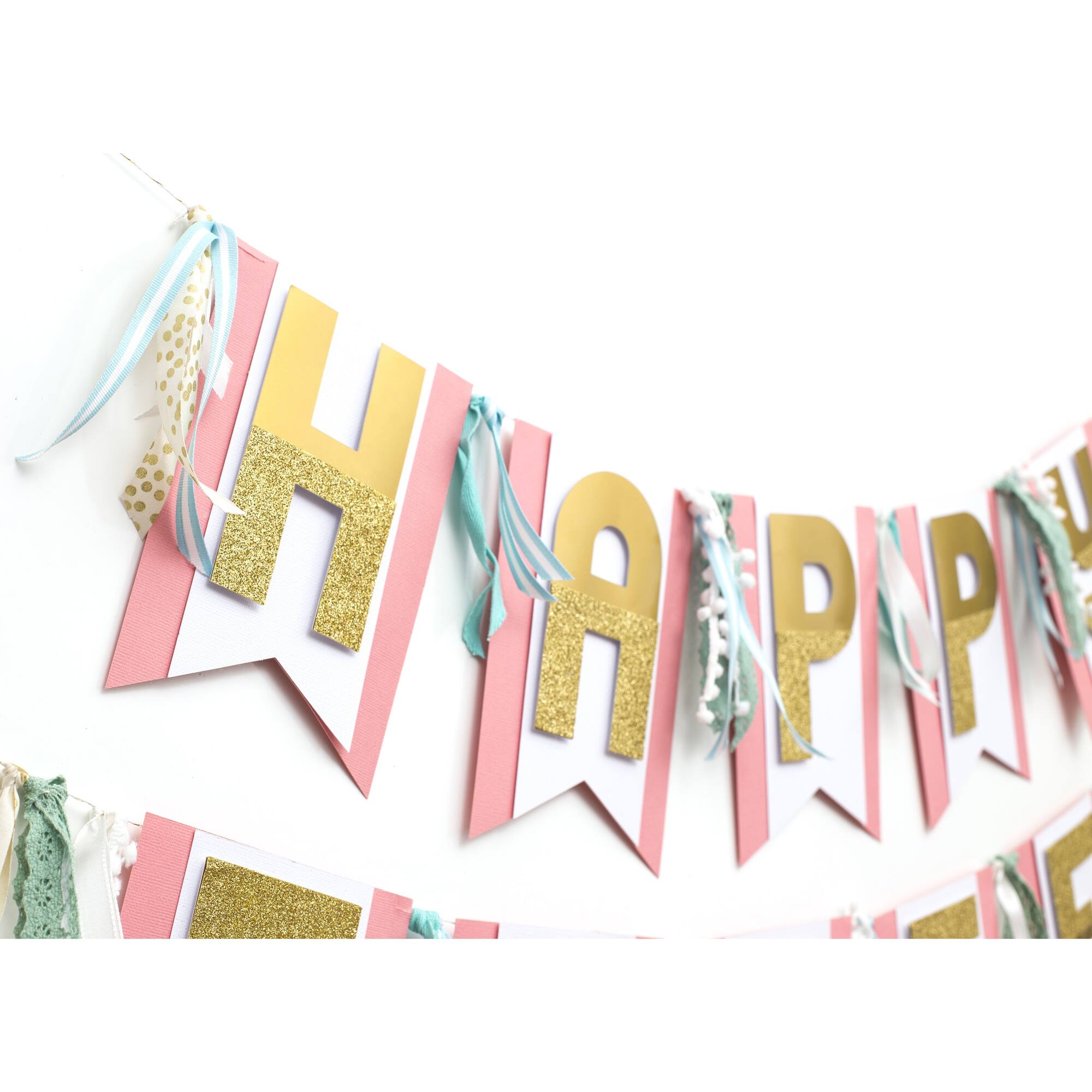 We R Memory Keepers Banner Punch Board